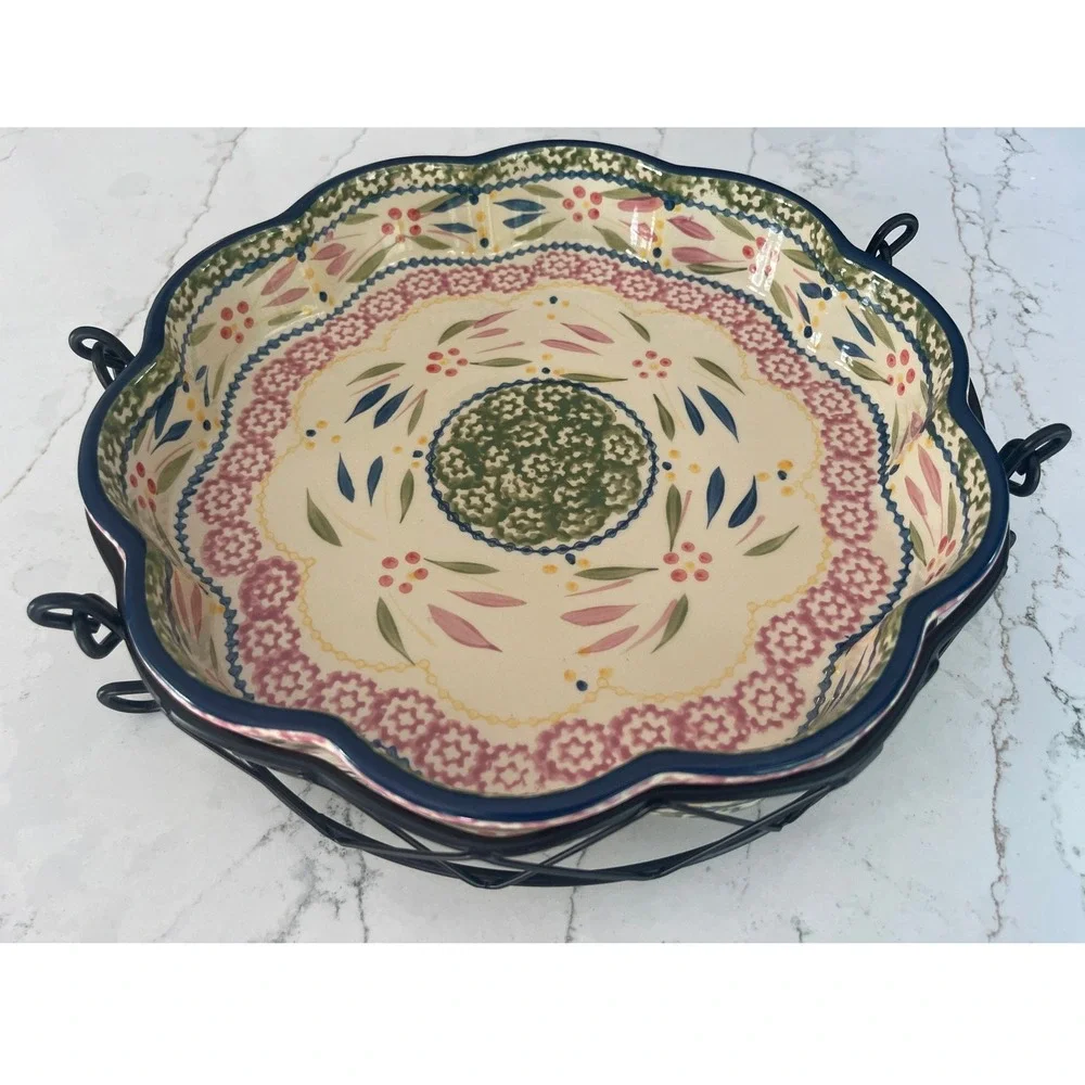 Temp-tations Old World Confetti 10 inch Scalloped Round Baker with Wire Rack